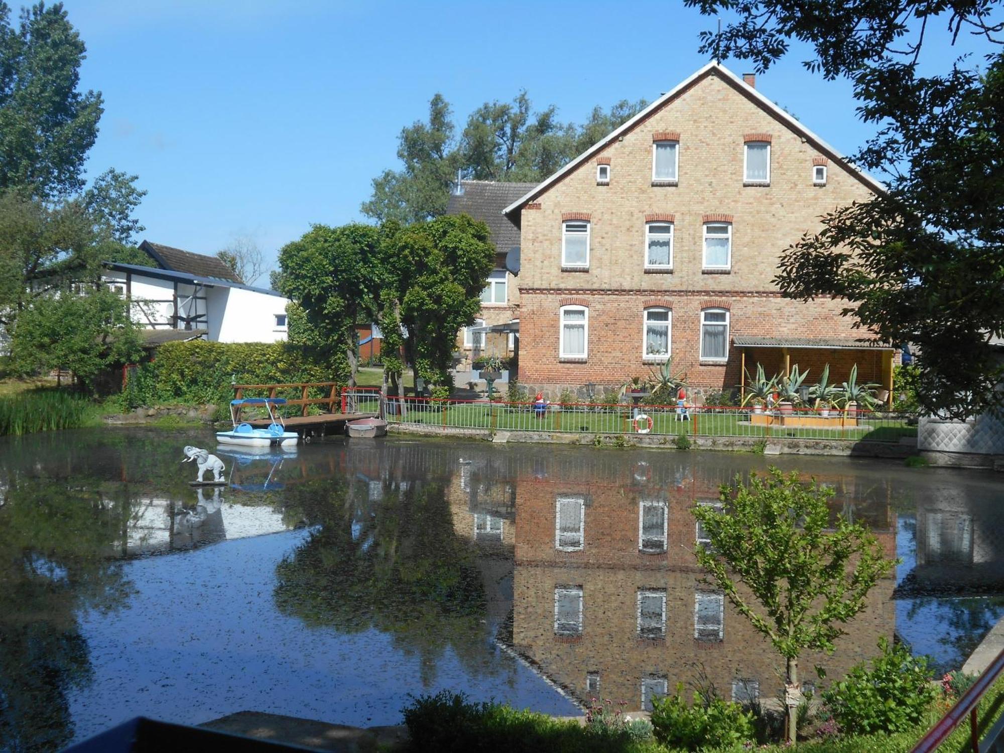 Lake View Apartment In Klein Pravtshagen With Garden Exterior photo